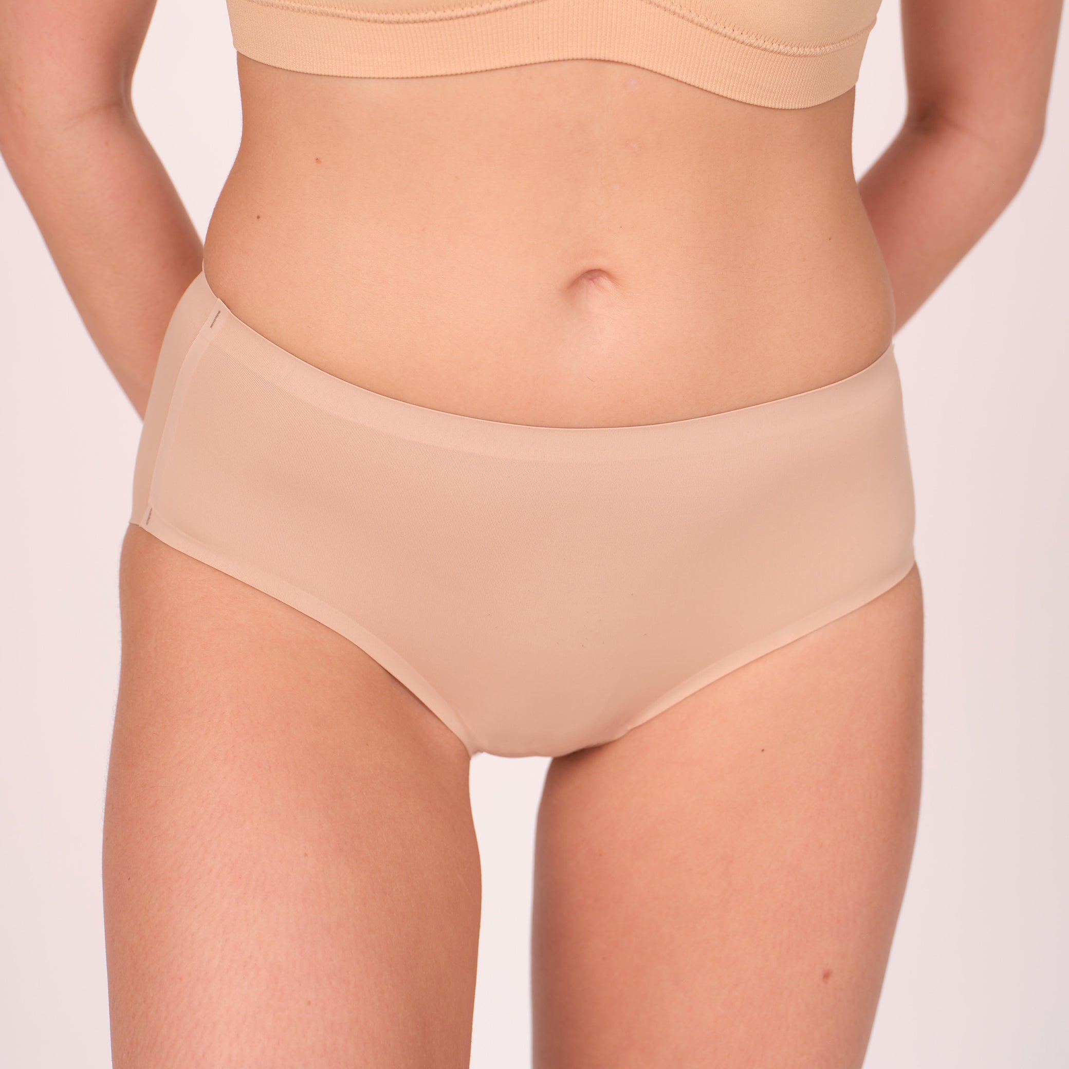 Munns & Mars Womens  Seamless Bonded Hipster Panty - pack of 3