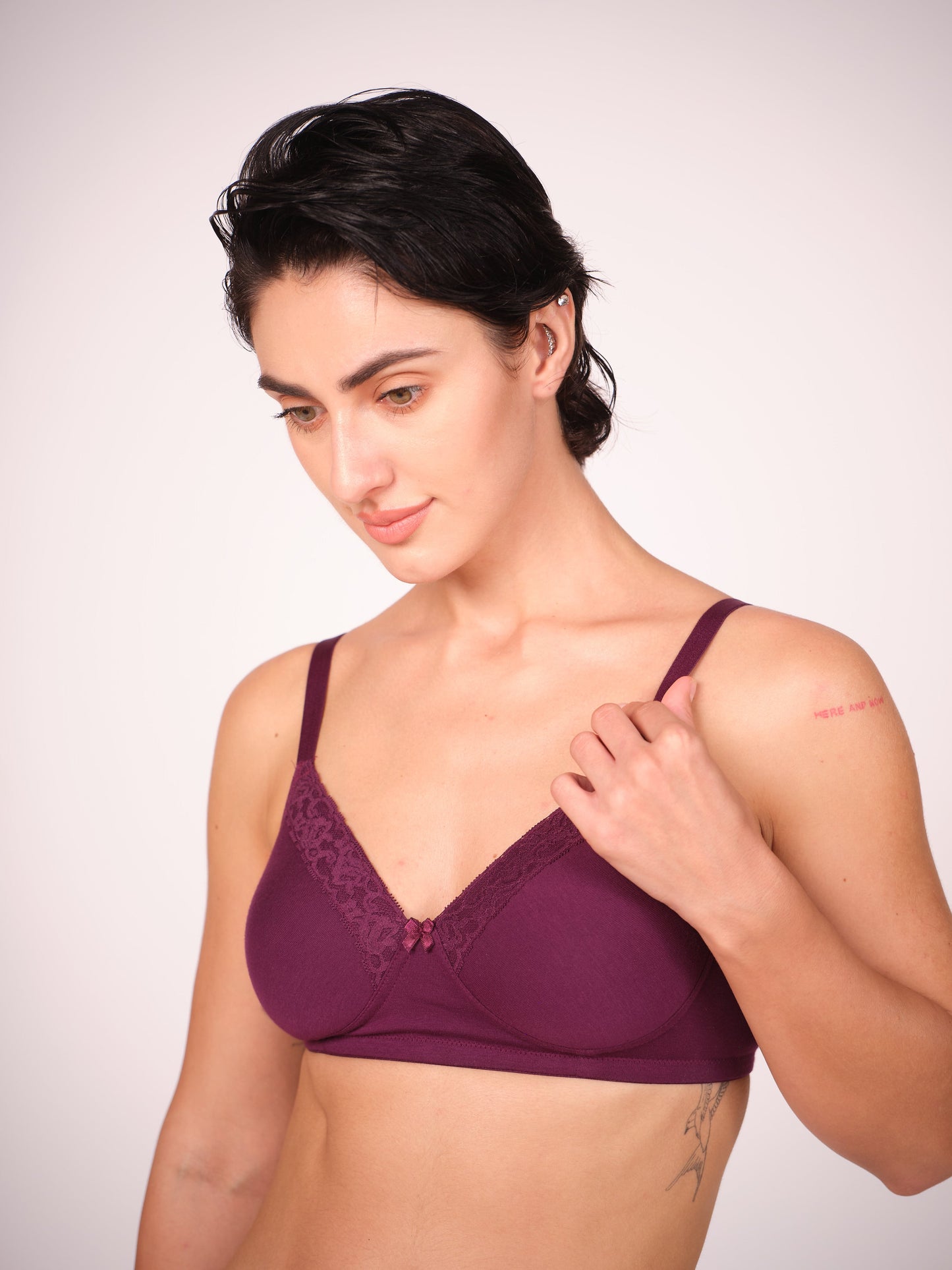 Munns & Mars Pack of 2 Cotton Lightly Padded T-Shirt Bra Dark Purple and Black