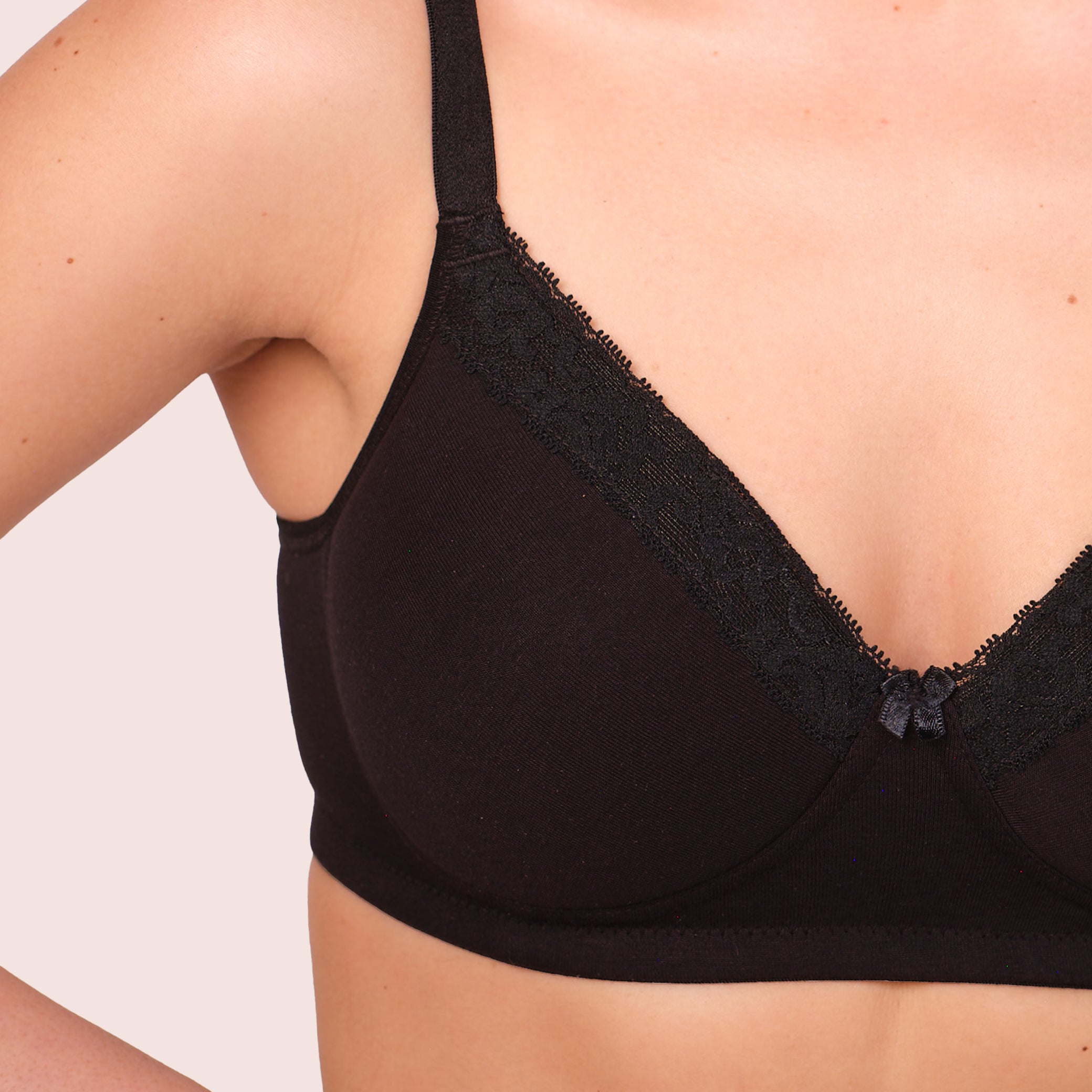 Munns & Mars Lingeries Set- T-shirt Bra & Full Coverage Panty