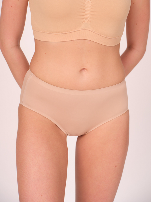 Seamless Bonded Hipster Panty - Beige
