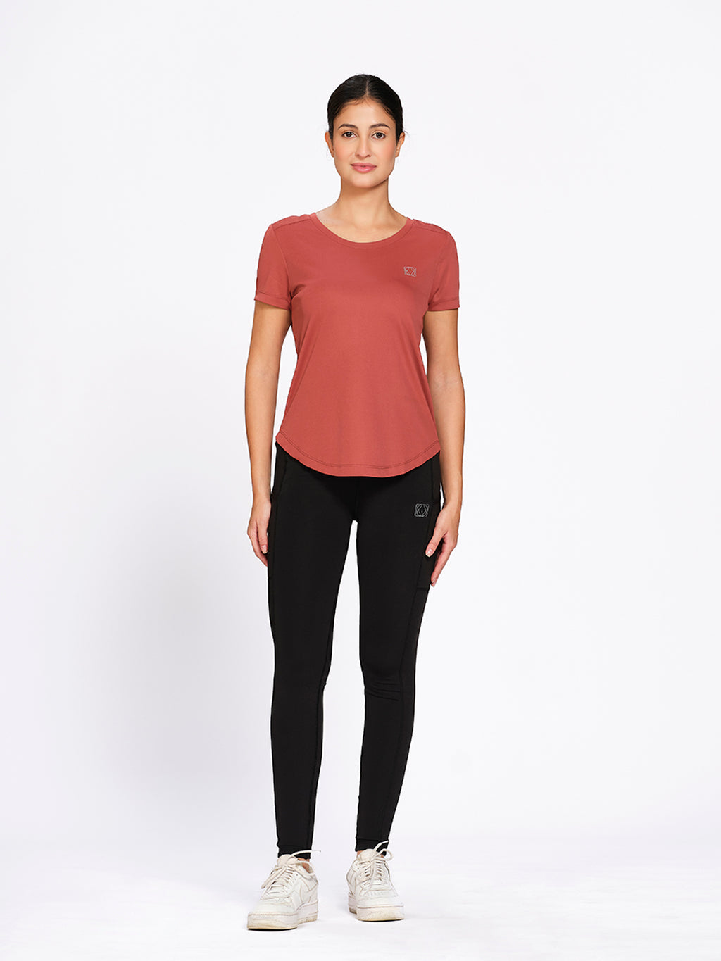 Munns & Mars Women's Curved Hem Activewear T-Shirt