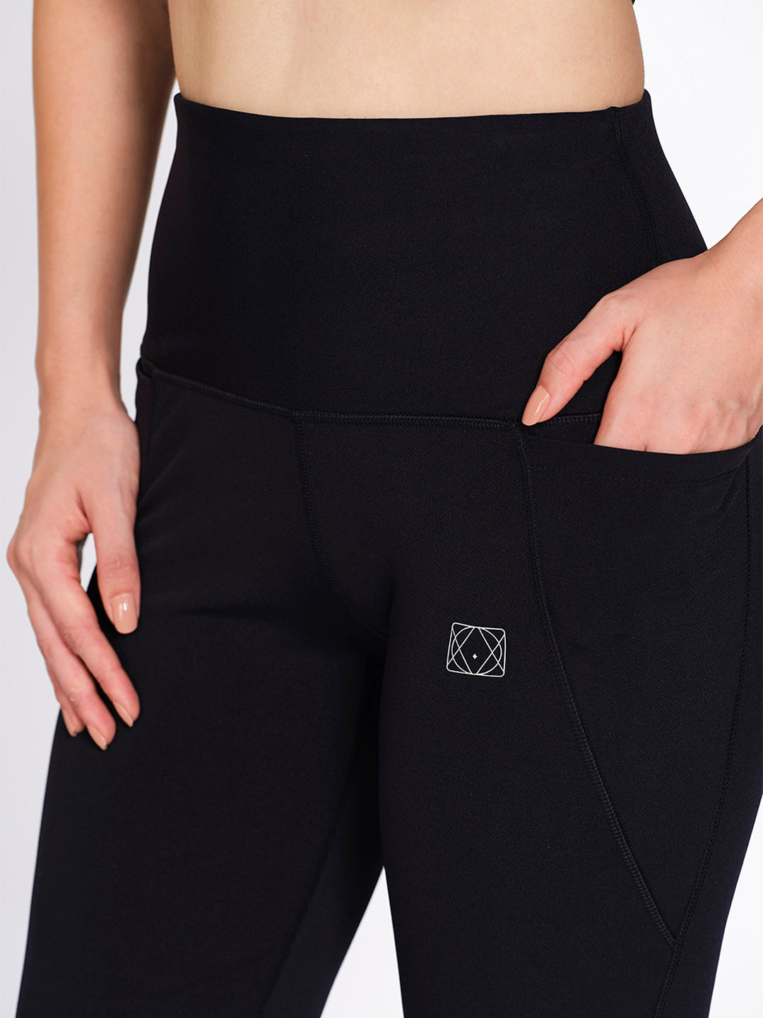 Women's Solid High Rise Bootcut Flare Tights/Leggings with Side Pockets