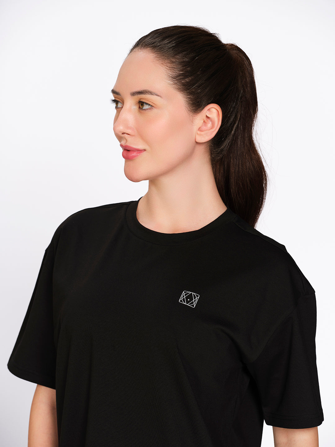 Munns & Mars Women's Cotton Spandex Solid Oversized Hip-Length T-Shirt