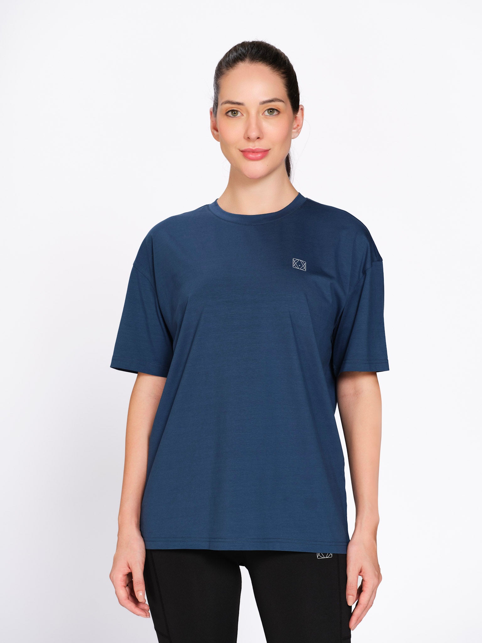 Munns & Mars Women's Cotton Spandex Solid Oversized Hip-Length T-Shirt