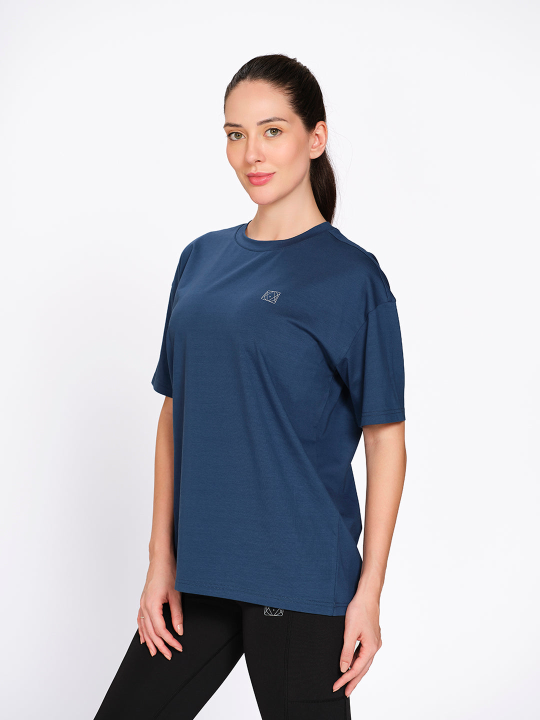 Munns & Mars Women's Cotton Spandex Solid Oversized Hip-Length T-Shirt