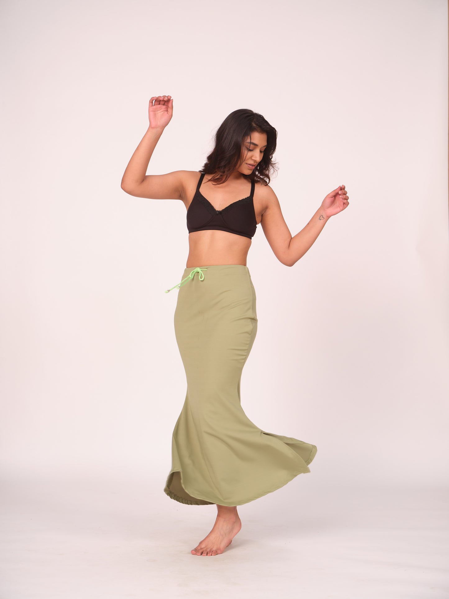 Munns and Mars - Fishcut Saree Shapewear