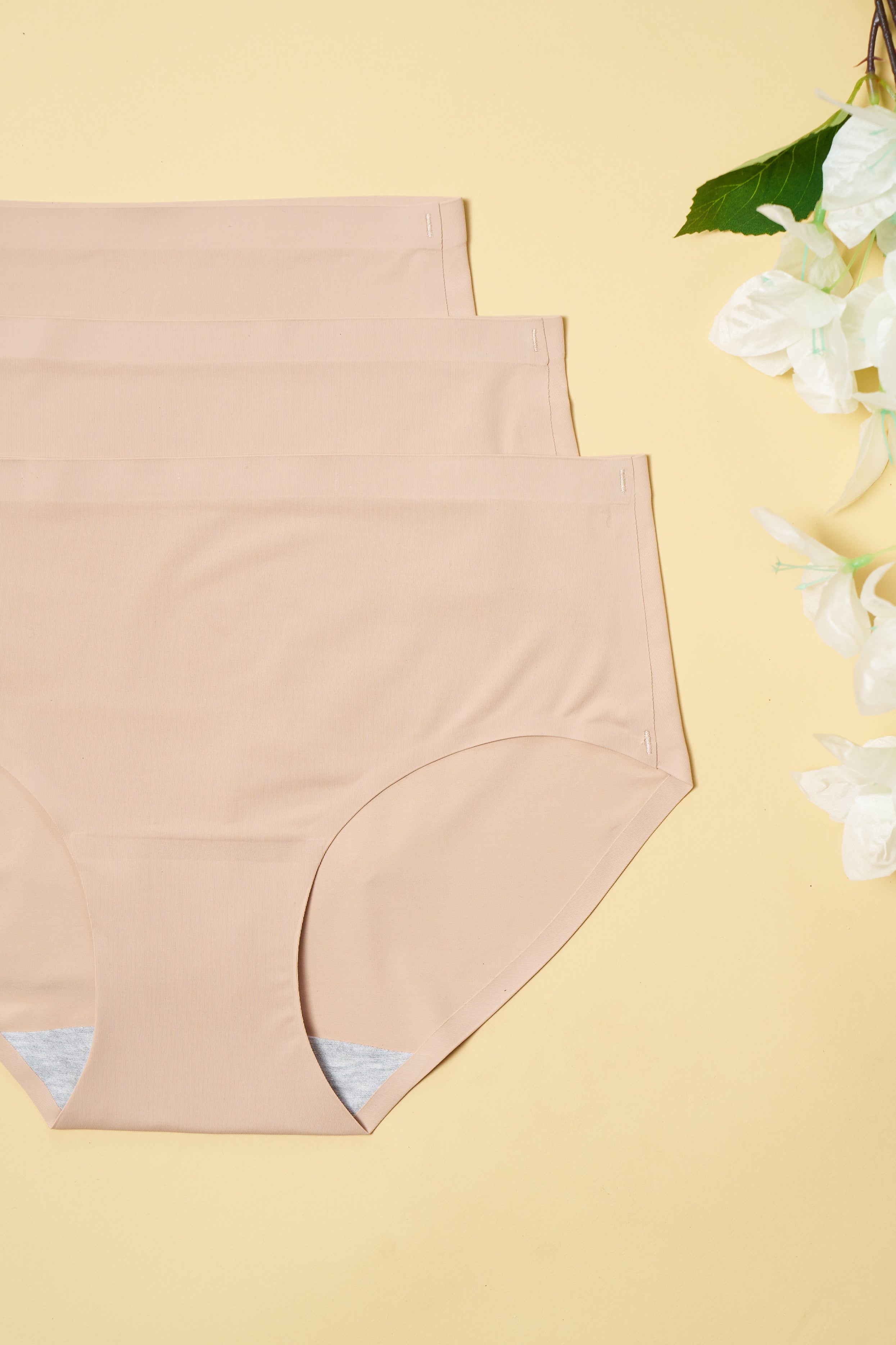 Seamless Bonded Hipster Panty - Beige, Beige & Beige
