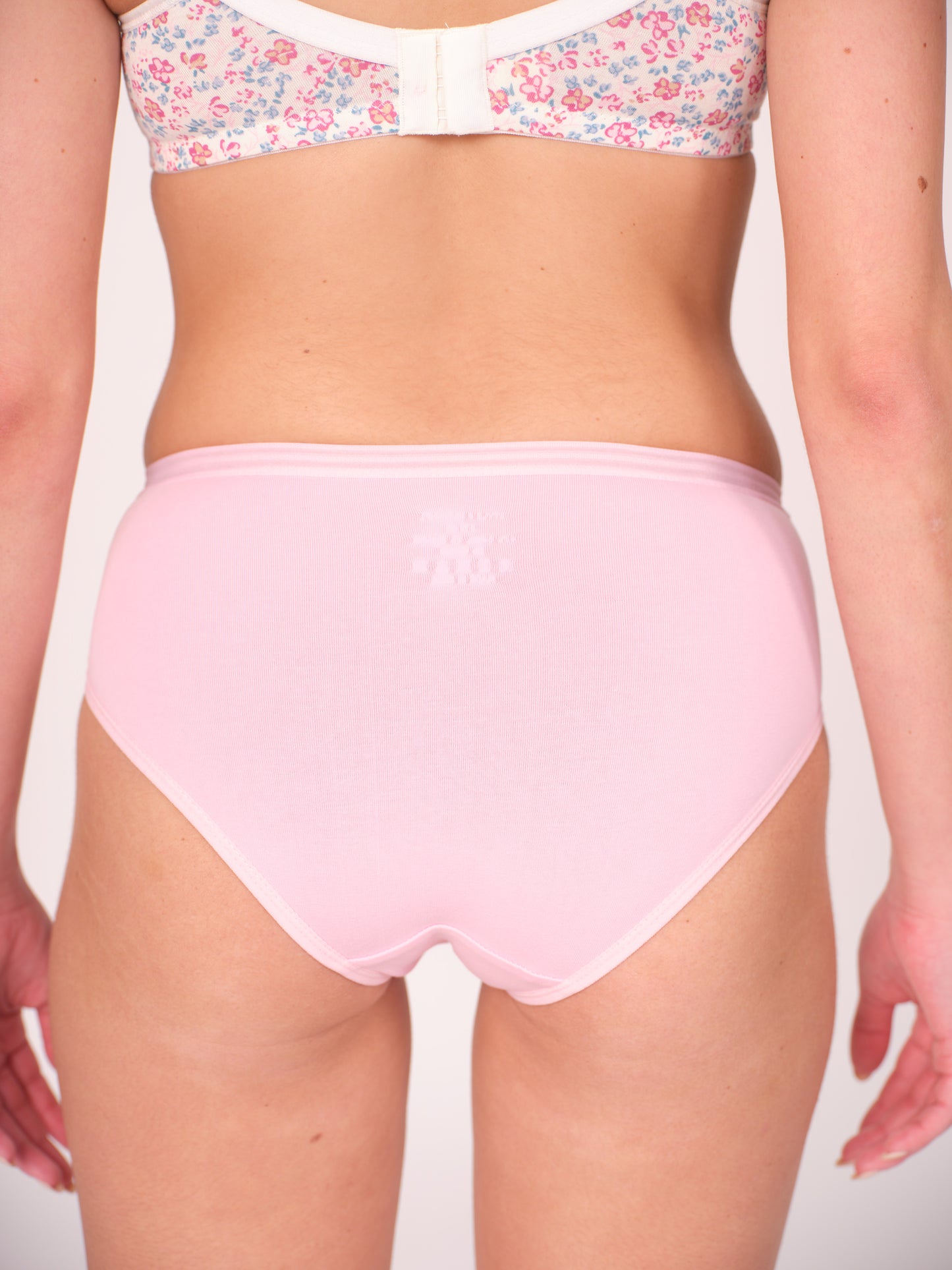 Munns & Mars Womens Cotton Mid Waist Hipster Panty Pack Of 3