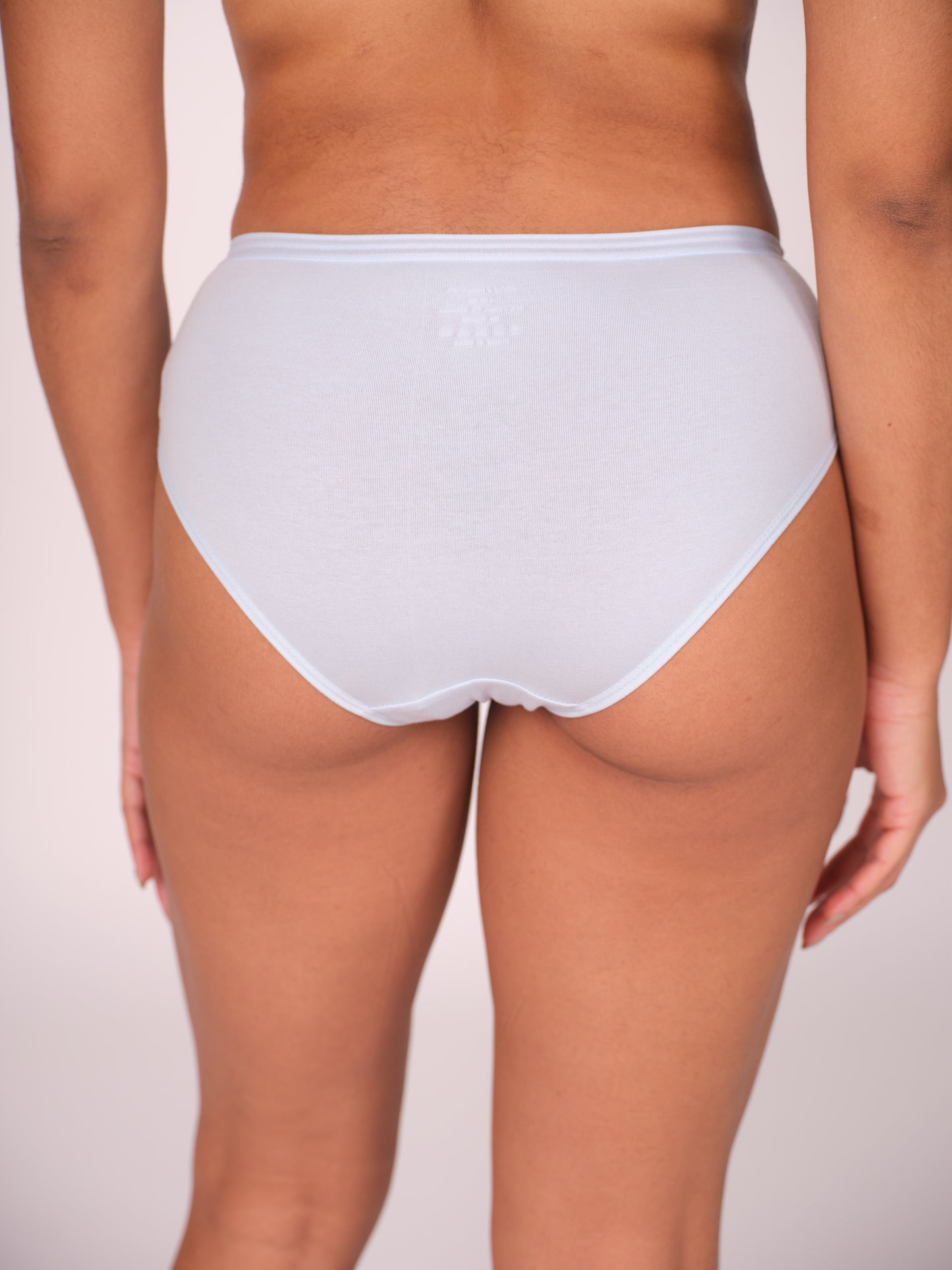 Munns & Mars Womens Cotton Mid Waist Hipster Panty Pack Of 3