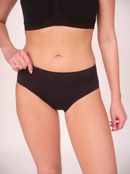 Munns & Mars Womens  Seamless Bonded Hipster Panty