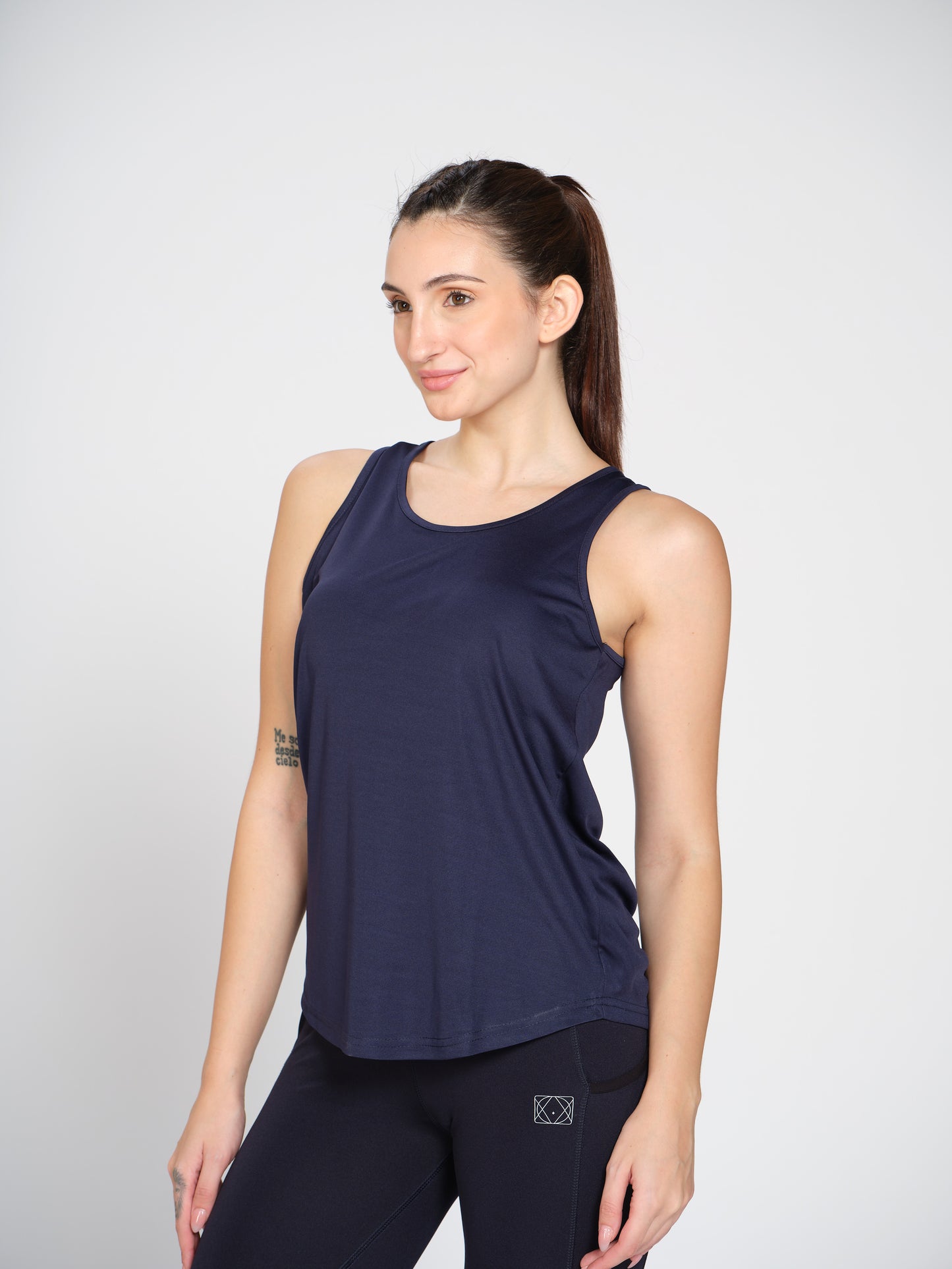 Munns & Mars Womens Activewear Boxpleated Tank Top for Women