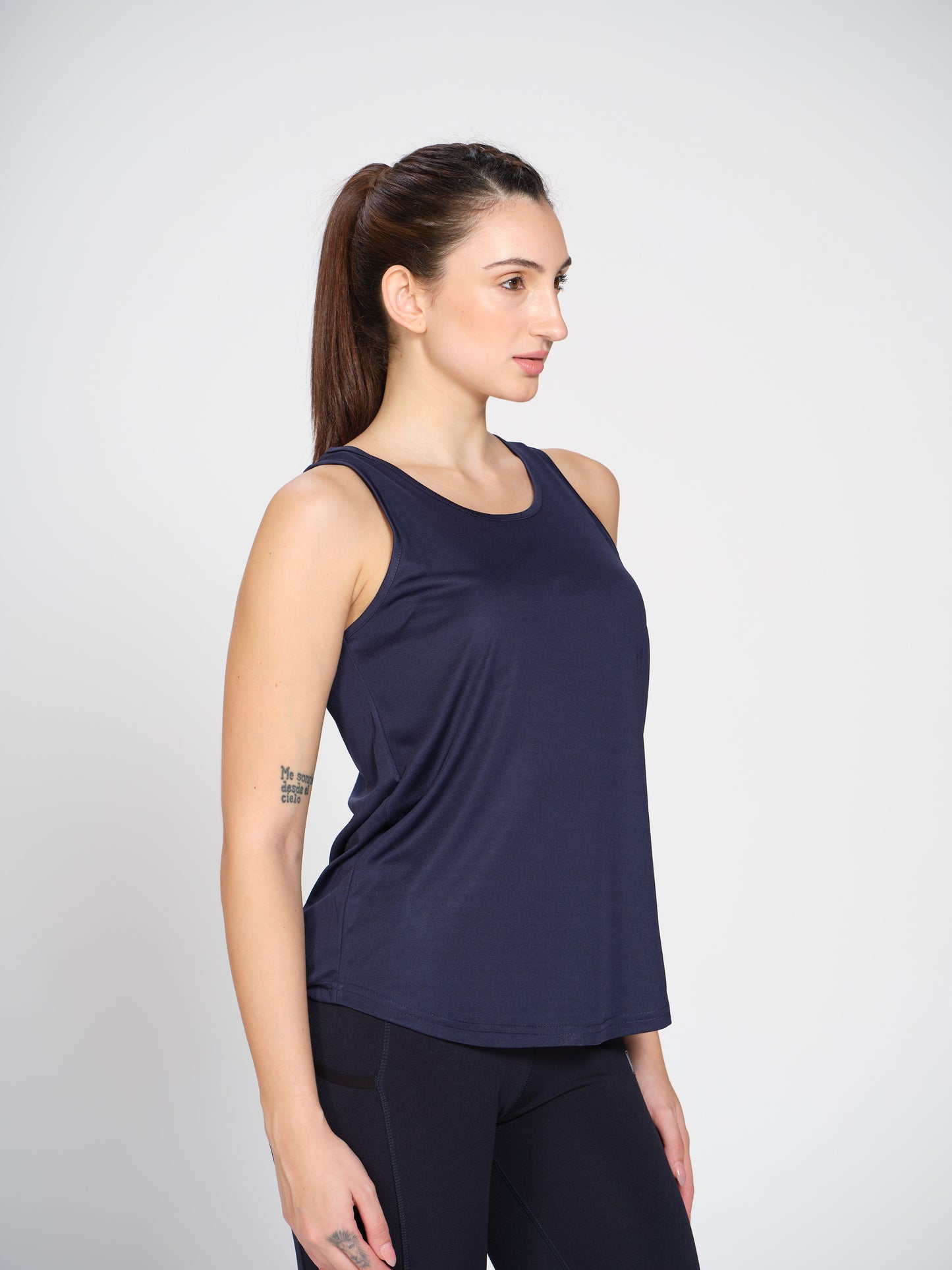 Munns & Mars Womens Activewear Boxpleated Tank Top for Women