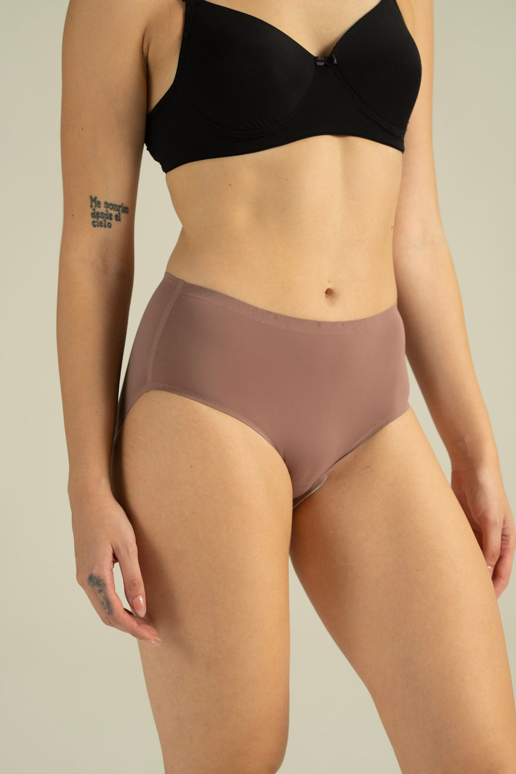 Munns & Mars Womens  Seamless Bonded Hipster Panty- Pack of 7